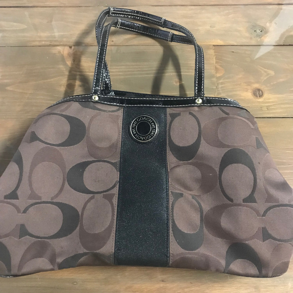 Coach Handbags - Coach • Authentic Coach Handbag